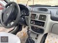 **2004 1.4CLİO AUTHENTİQUE DEĞIŞENSIZ 2.5 PARÇA BOYALI**