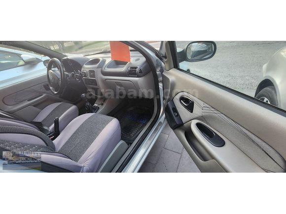 DEĞİŞEN YOK ORJİNAL 171BİN KM 2004 MODEL MOTOR VE YÜRÜR SÜPER
