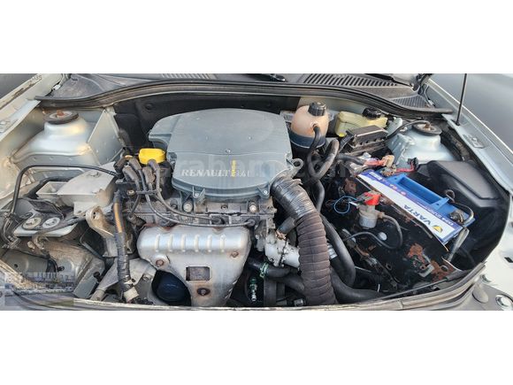 DEĞİŞEN YOK ORJİNAL 171BİN KM 2004 MODEL MOTOR VE YÜRÜR SÜPER