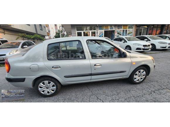 DEĞİŞEN YOK ORJİNAL 171BİN KM 2004 MODEL MOTOR VE YÜRÜR SÜPER