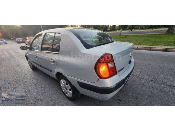DEĞİŞEN YOK ORJİNAL 171BİN KM 2004 MODEL MOTOR VE YÜRÜR SÜPER