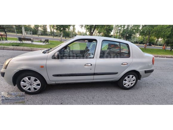 DEĞİŞEN YOK ORJİNAL 171BİN KM 2004 MODEL MOTOR VE YÜRÜR SÜPER
