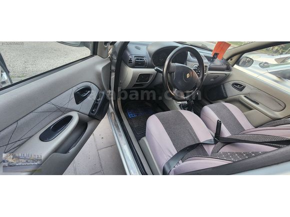 DEĞİŞEN YOK ORJİNAL 171BİN KM 2004 MODEL MOTOR VE YÜRÜR SÜPER