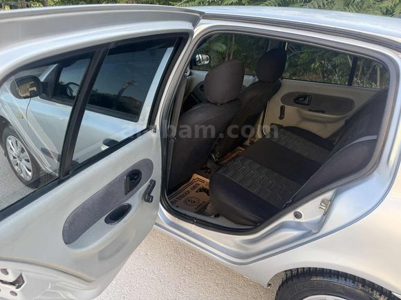 ALPEREN OTO'dan 2005 RENAULT CLİO 1.4 AUTHENTİQUE