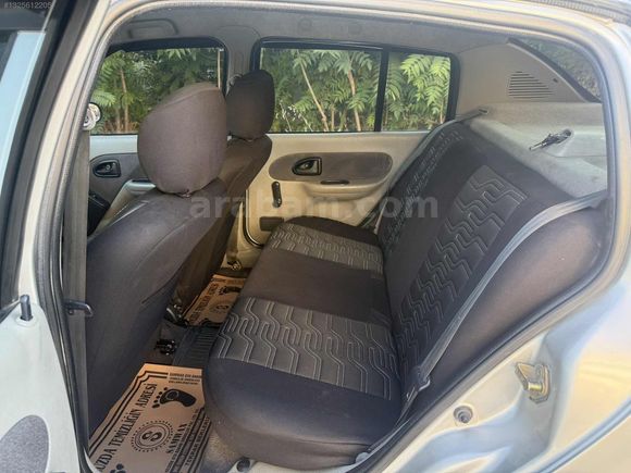 ALPEREN OTO'dan 2005 RENAULT CLİO 1.4 AUTHENTİQUE