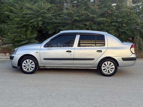 ALPEREN OTO'dan 2005 RENAULT CLİO 1.4 AUTHENTİQUE
