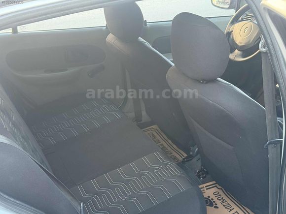 ALPEREN OTO'dan 2005 RENAULT CLİO 1.4 AUTHENTİQUE