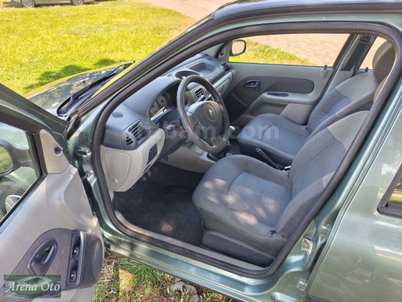 ARENA OTOMOTİVDEN TERTEMİZ 2005 MODEL RENAULT CLİO SYMBOL 75BG