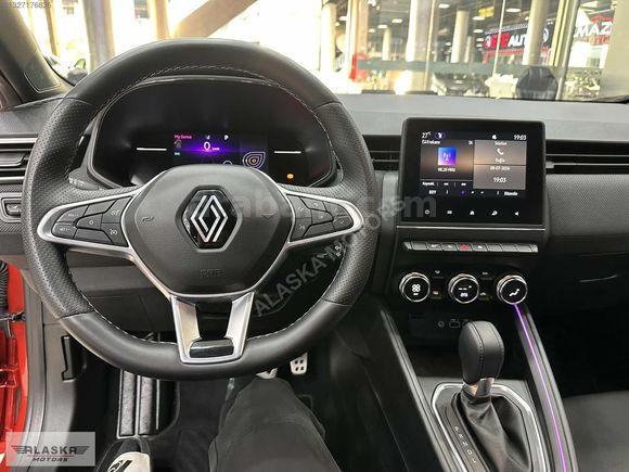15 BİN KM DE 2023 CLİO TECHNO ESPRİT ALPİNE**GARANTİLİ**