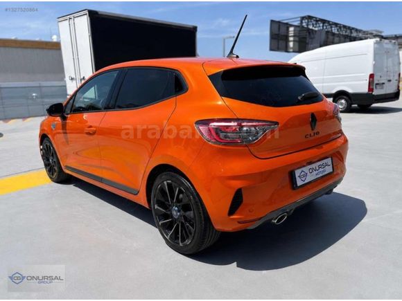 ONURSAL'DAN 2023 CLİO 1.0 TCE,ESPRİT ALPİNE,22000 KM,ÇOK TEMİZ