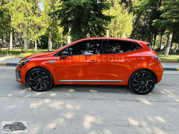 2024 CLİO ESPRİT ALPİNE PAKET 1.0 TCE OTOMATİK VİTES