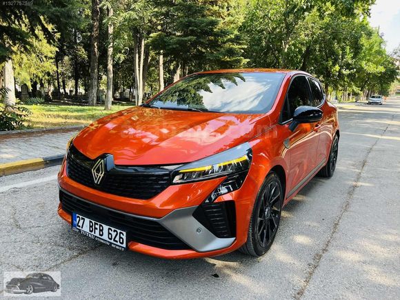 2024 CLİO ESPRİT ALPİNE PAKET 1.0 TCE OTOMATİK VİTES