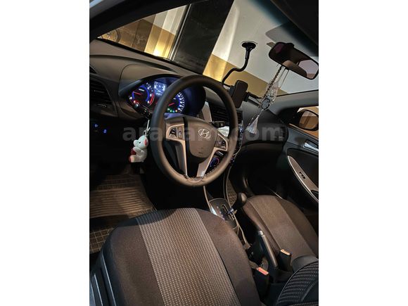 Sahibinden Hyundai Accent Blue 1.6 CRDI Mode Plus 2014 Model 