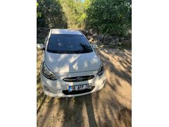 Sahibinden Hyundai Accent Blue 1.6 CRDI Mode Plus 2014 Model 