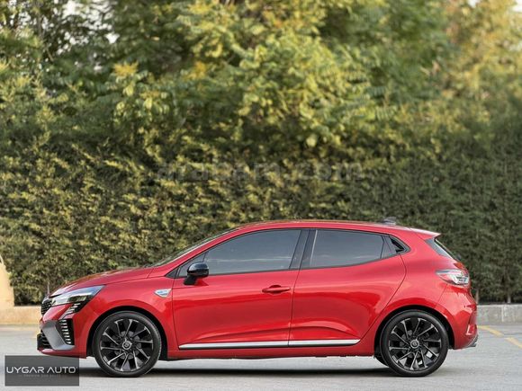 UYGAR - 2024 RENAULT CLİO 1.0ESPRİT - HATASIZ - SERVİS BAKIMLI