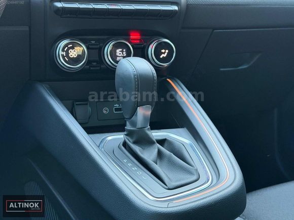 ALTINOK MOTORS'DAN CLİO ESPRİT ALPİNE LANSMAN RENK