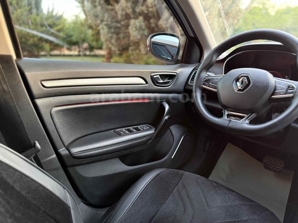Galeriden Renault Megane 1.5 dCi Icon 2018 Model Şanlıurfa
