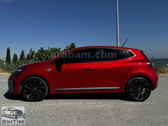 2025 RENAULT CLİO TECHNO ESPİRİT ALPİNE 35000 KM GARANTİLİ
