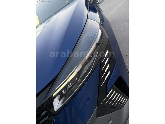 RENAULT CLİO 1.0 TCE ALPİNE BOYASIZ DEĞİŞENSİZ SERVİS BAKIMLI