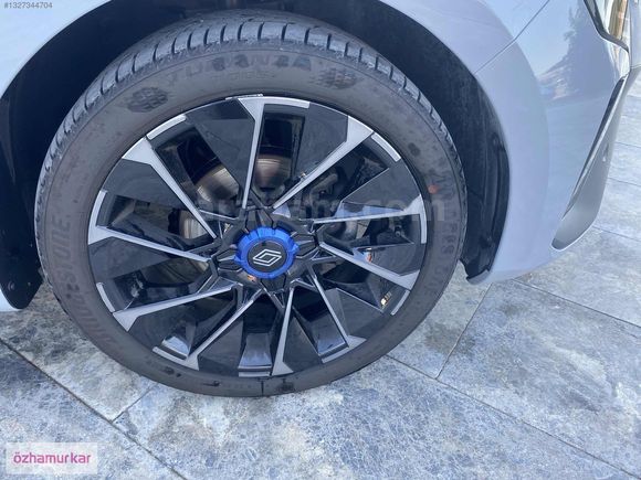 ÖZHAMURKAR-ORJNAL RENAULT CLİO 1.0 TECHNO ESPRİT ALPİNE % 20 KDV
