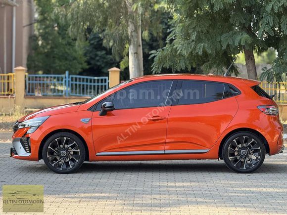 2024 CLİO 34 BİNDE HATASIZ TECHNO ESPRIT ALPİNE