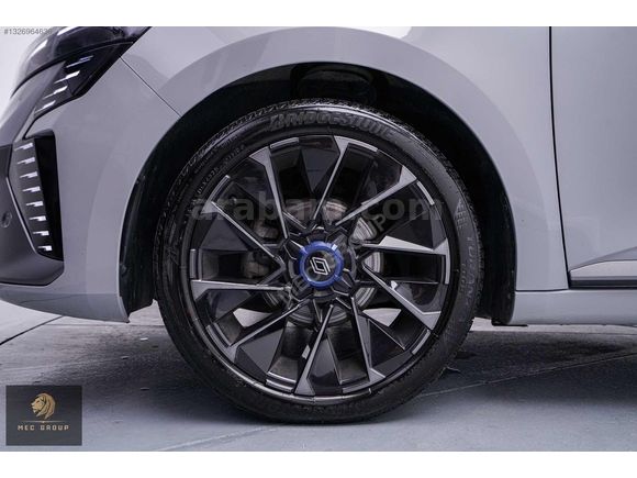 2025 CLİO 1.0 TECHNO ESPRIT ALPINE HATASIZ + %20 KDV