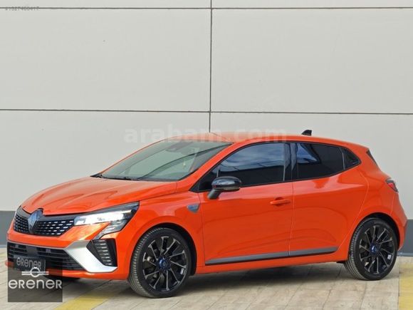 ERENER 2024 RENAULT CLİO 1.0TCE TECHNO ESPRİT ALPİNE 11.000 KM