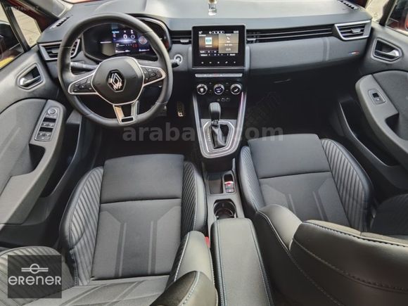 ERENER 2024 RENAULT CLİO 1.0TCE TECHNO ESPRİT ALPİNE 11.000 KM