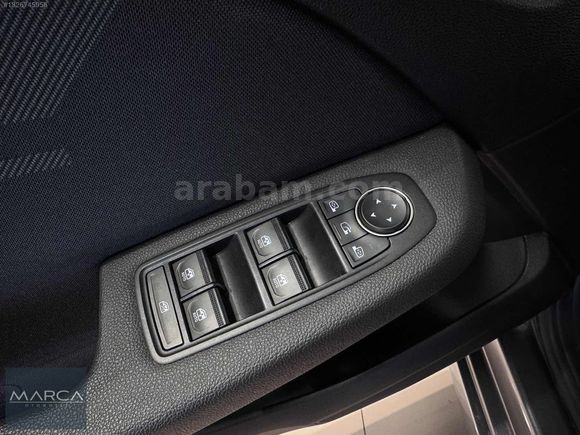 MARCA 2025 RENAULT CLİO TECHNO ESPRİT ALPHINE/24.475KM/HATASIZ