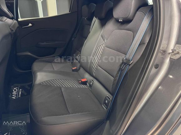 MARCA 2025 RENAULT CLİO TECHNO ESPRİT ALPHINE/24.475KM/HATASIZ