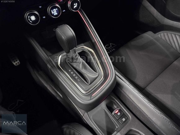 MARCA 2025 RENAULT CLİO TECHNO ESPRİT ALPHINE/24.475KM/HATASIZ