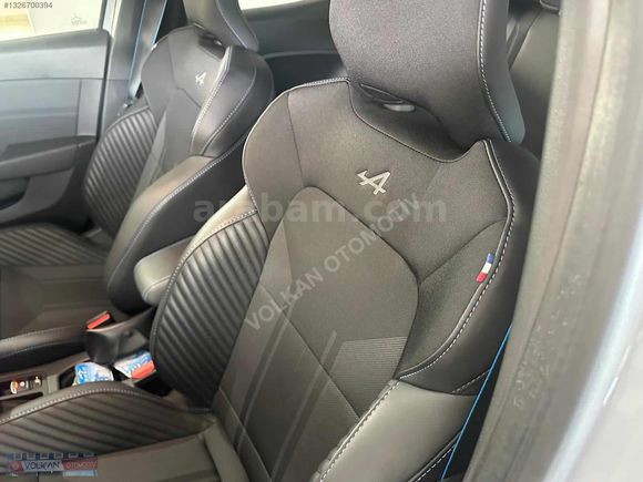 VOLKAN OTOMOTİVDEN 2025 MODEL .20000 KM.1.0TCE CLİO ALPİNE