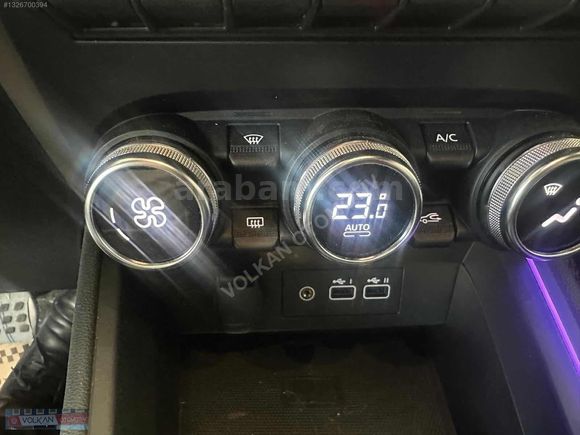 VOLKAN OTOMOTİVDEN 2025 MODEL .20000 KM.1.0TCE CLİO ALPİNE