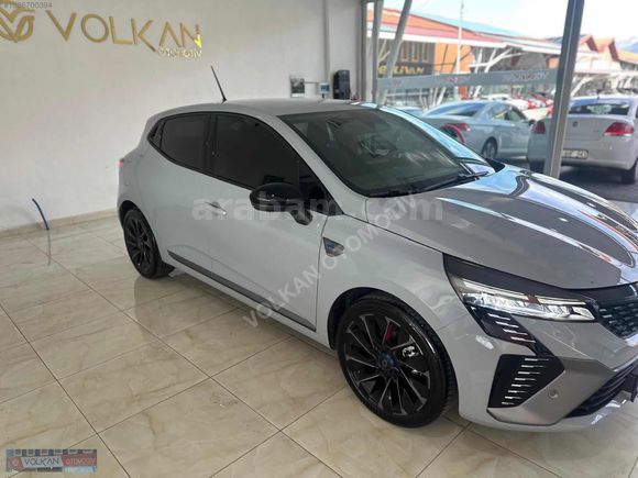 VOLKAN OTOMOTİVDEN 2025 MODEL .20000 KM.1.0TCE CLİO ALPİNE