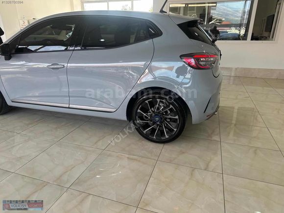 VOLKAN OTOMOTİVDEN 2025 MODEL .20000 KM.1.0TCE CLİO ALPİNE