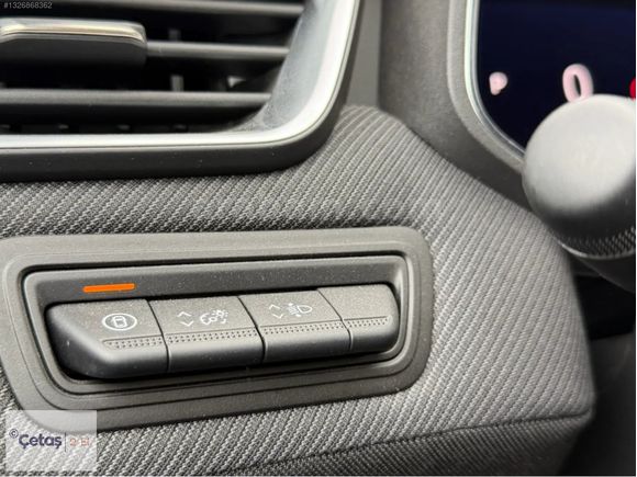 ÇETAŞ RENAULT MAHMUTBEYDEN 2025 1.0 TCE ALPİNE CLİO HATASIZ GRİ