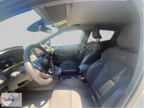 ÇETAŞ RENAULT MAHMUTBEYDEN 2025 1.0 TCE ALPİNE CLİO HATASIZ GRİ