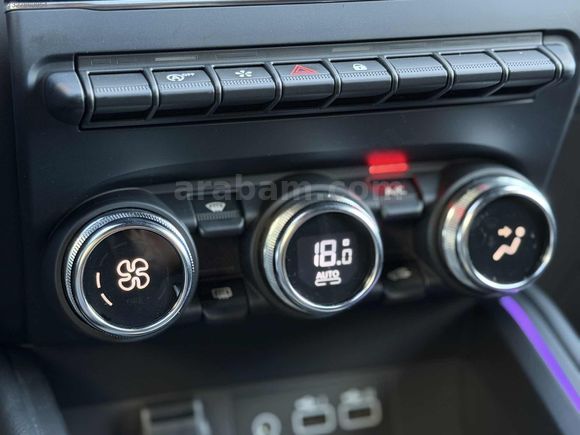 CLIO 1.0TCE TECHNO ESPRİT ALPİNE DÜŞÜK KM BOYASIZ GSR2