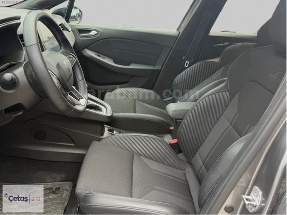 ÇETAŞ RENAULT MAHMUTBEYDEN 2025 1.0 TCE ALPİNE CLİO HATASIZ GRİ