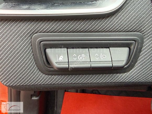 ''AYDINCAN AUTO'' RENAULT 1.0 TCE TECHNO ESPRİT ALPİNE GERİ GÖRŞ
