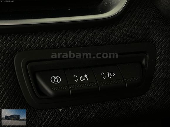 2025 Clio 1.0 TCE Techno Esprit Alpine / 20.654 KM "%0,79 KREDİ"