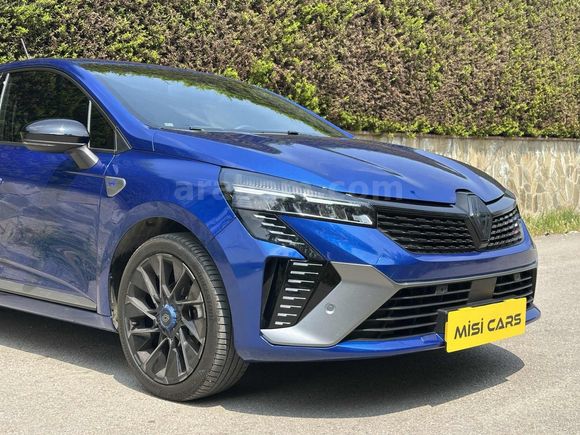 2025 CLİO TECHNO ESPRİT ALPİNE HATASIZ BOYASIZ KUSURSUZ 8.300KM