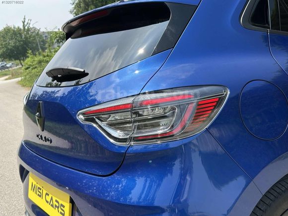 2025 CLİO TECHNO ESPRİT ALPİNE HATASIZ BOYASIZ KUSURSUZ 8.300KM