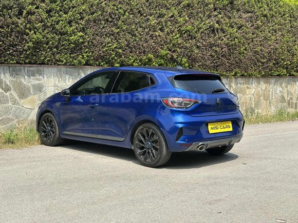 2025 CLİO TECHNO ESPRİT ALPİNE HATASIZ BOYASIZ KUSURSUZ 8.300KM