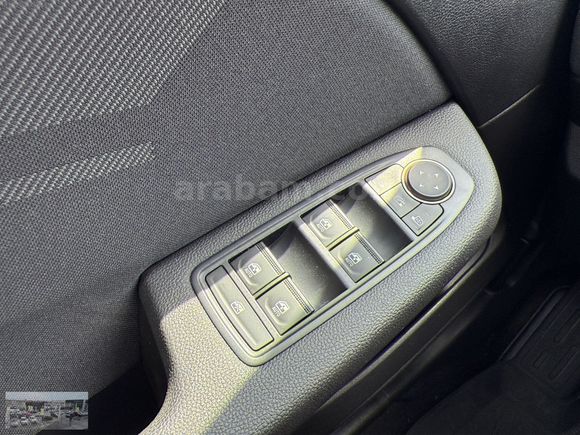 2025 MODEL CLIO ESPRIT ALPINE 17.000KM DE BOYASIZ, ORJİNAL
