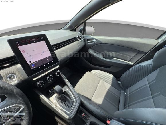 2025 MODEL CLIO ESPRIT ALPINE 17.000KM DE BOYASIZ, ORJİNAL