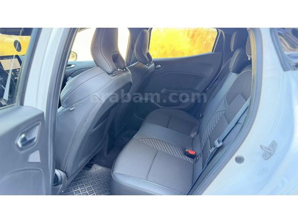 GÜN GROUP| HATASIZ BOYASIZ RENAULT CLİO TECHNO ALPİNE