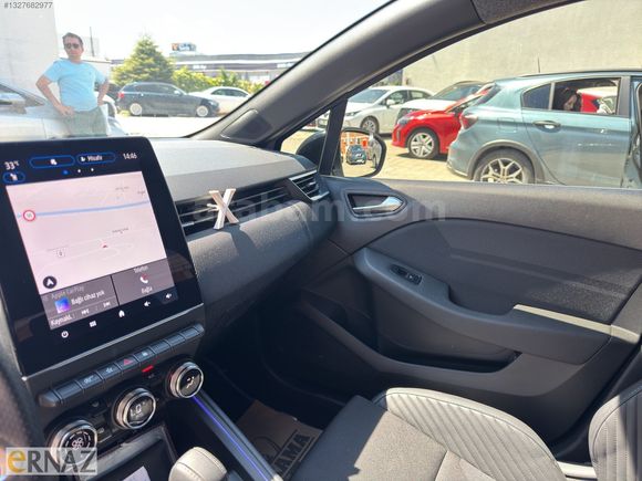 ERNAZ OTODAN 2025 Clio 1.0 TCE Techno Esprit Alpine X-Tronic