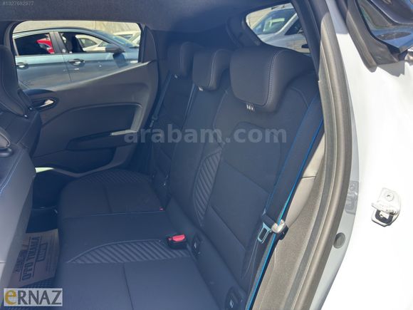 ERNAZ OTODAN 2025 Clio 1.0 TCE Techno Esprit Alpine X-Tronic