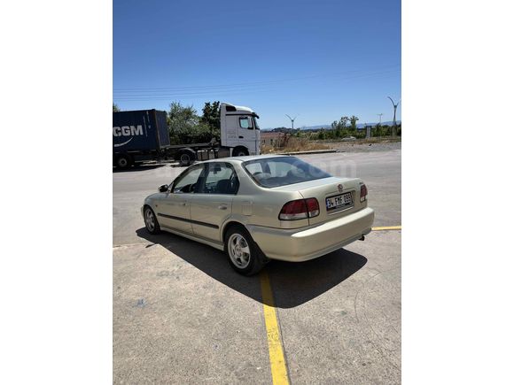 Sahibinden Honda Civic 1.4 i S 1998 Model 